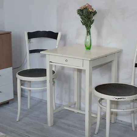 Vila Sazava Βίλα *